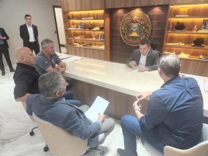 WhatsApp-Image-2023-07-26-at-17.03.49-300x225 Hilton Polesello filia-se a União Brasil para disputar a prefeitura de Sorriso