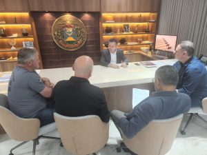 WhatsApp-Image-2023-07-26-at-17.03.51-300x225 Hilton Polesello filia-se a União Brasil para disputar a prefeitura de Sorriso