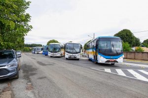 onibus-2-1-300x200 Sorriso: Ônibus escolares passam por inspeção do PNATE e Coordenadoria de Transporte Escolar