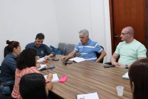 reuniao-2-1-300x200 Sorriso: Secretaria de Saúde e Saneamento discute medidas para evitar aumento nos casos de Covid