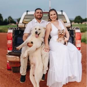 CASAL-1-300x300 Cuiabá: Engenheira morre e marido fica ferido em acidente de carro na BR-174 em MT