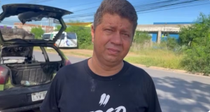 pinto-300x160 Pintor que perdeu o carro em incêndio usava veículo para tratamento de saúde em Cuiabá