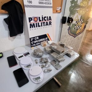 WhatsApp-Image-2024-03-18-at-23.17.14-300x300 Polícia Civil desarticula ponto de tráfico de drogas no bairro Jardim Vitória