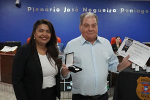 homenagem-001-300x200 Policiais da Regional de Água Boa São Reconhecidos Pelos Anos de Serviço Dedicados à Polícia Civil