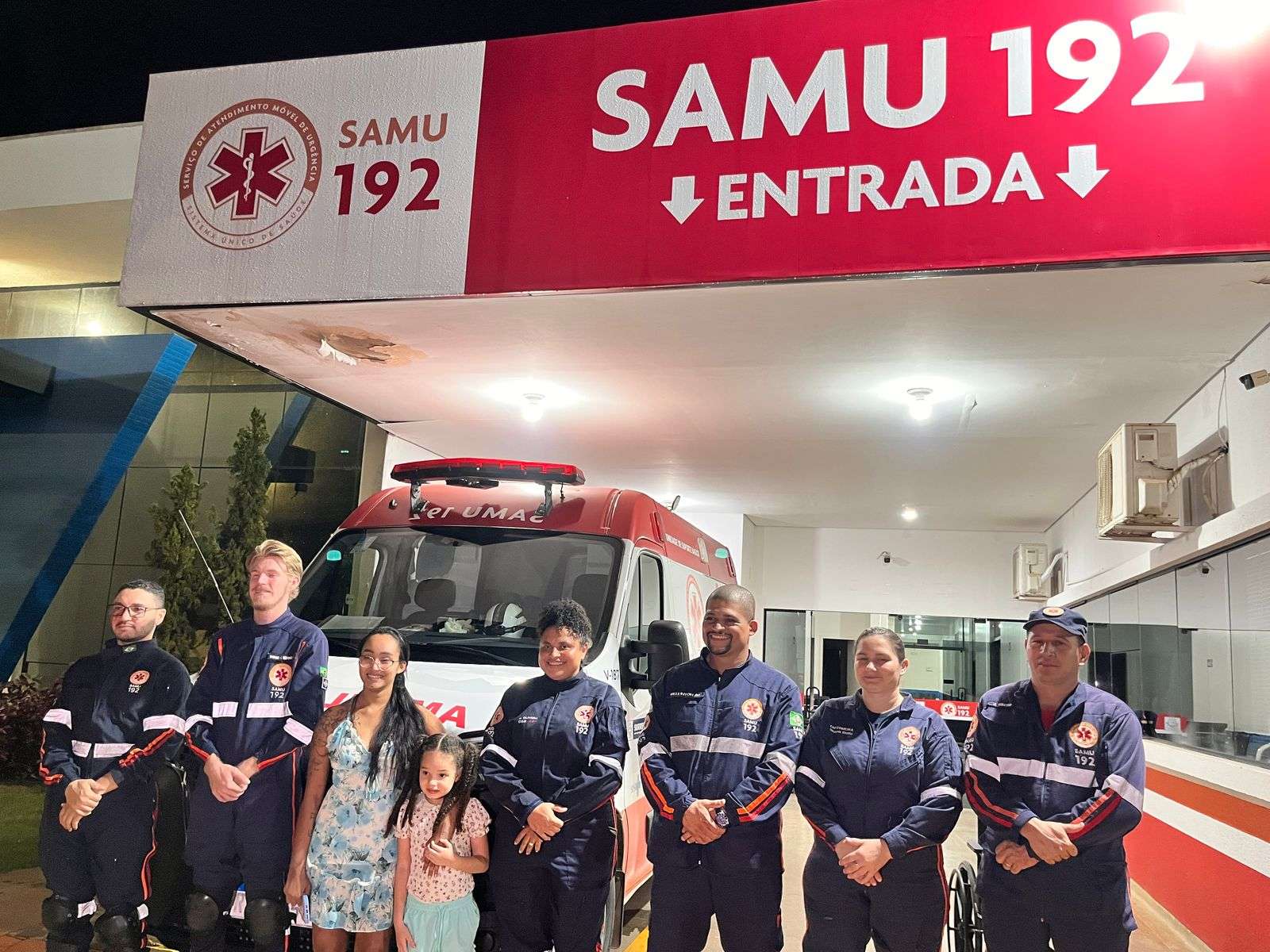 WhatsApp-Image-2025-04-26-at-19.34.56-1 Após sobreviver a acidente grave, mulher retorna ao SAMU de Sorriso para agradecer equipe de socorro