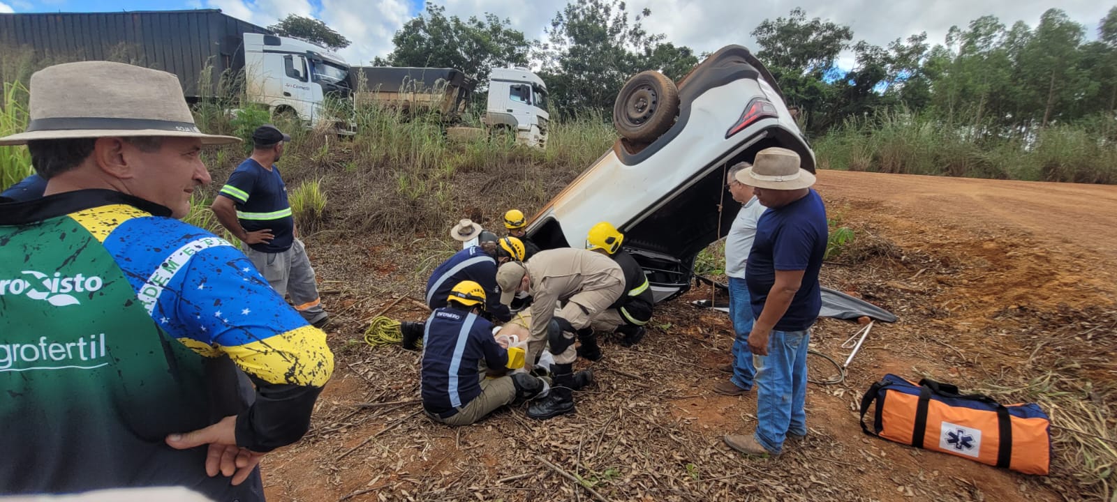 WhatsApp-Image-2025-04-30-at-21.46.39 Idoso de 94 anos fica ferido após capotamento na ‘Estrada do Morocó’ entre Sorriso e Lucas do Rio Verde