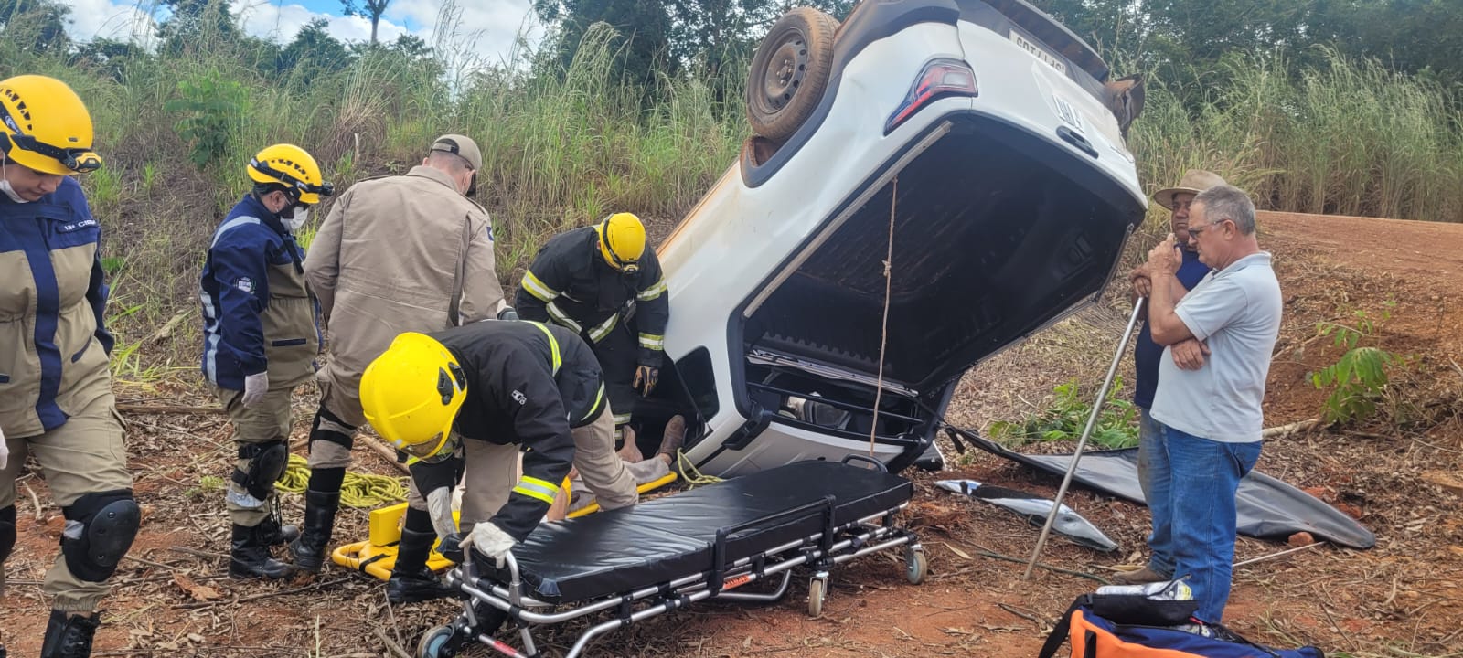 WhatsApp-Image-2025-04-30-at-21.46.42 Idoso de 94 anos fica ferido após capotamento na ‘Estrada do Morocó’ entre Sorriso e Lucas do Rio Verde