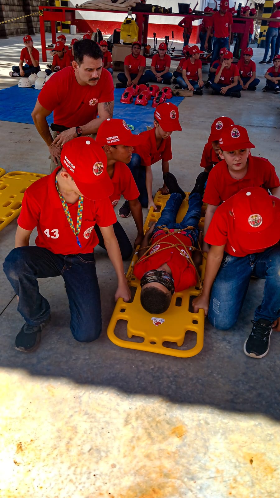 WhatsApp-Image-2025-05-11-at-10.49.55-1 Cinquenta crianças de Tapurah participam de atividades educativas em Lucas do Rio Verde pelo projeto Bombeiros do Futuro