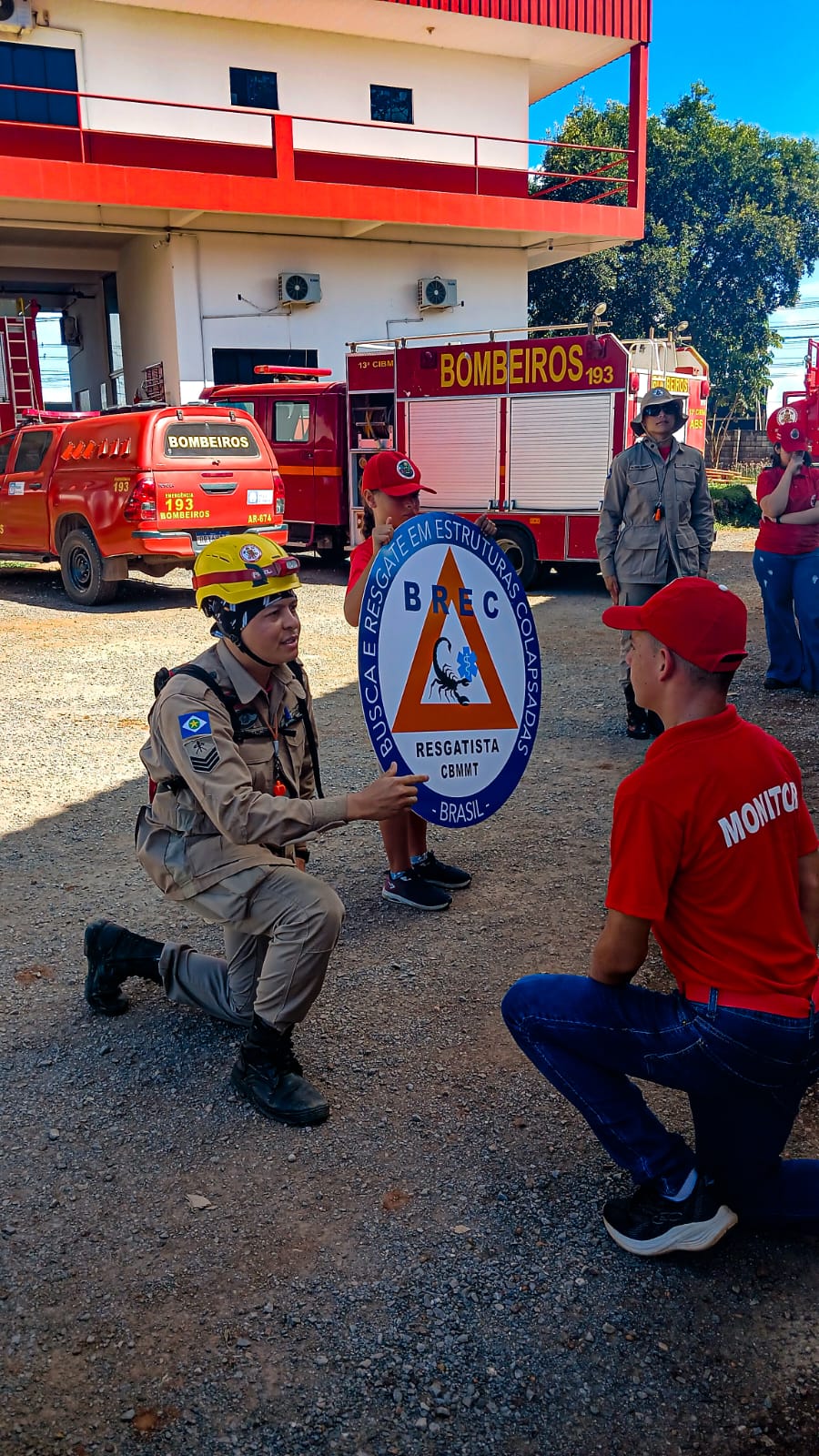 WhatsApp-Image-2025-05-11-at-10.49.55 Cinquenta crianças de Tapurah participam de atividades educativas em Lucas do Rio Verde pelo projeto Bombeiros do Futuro