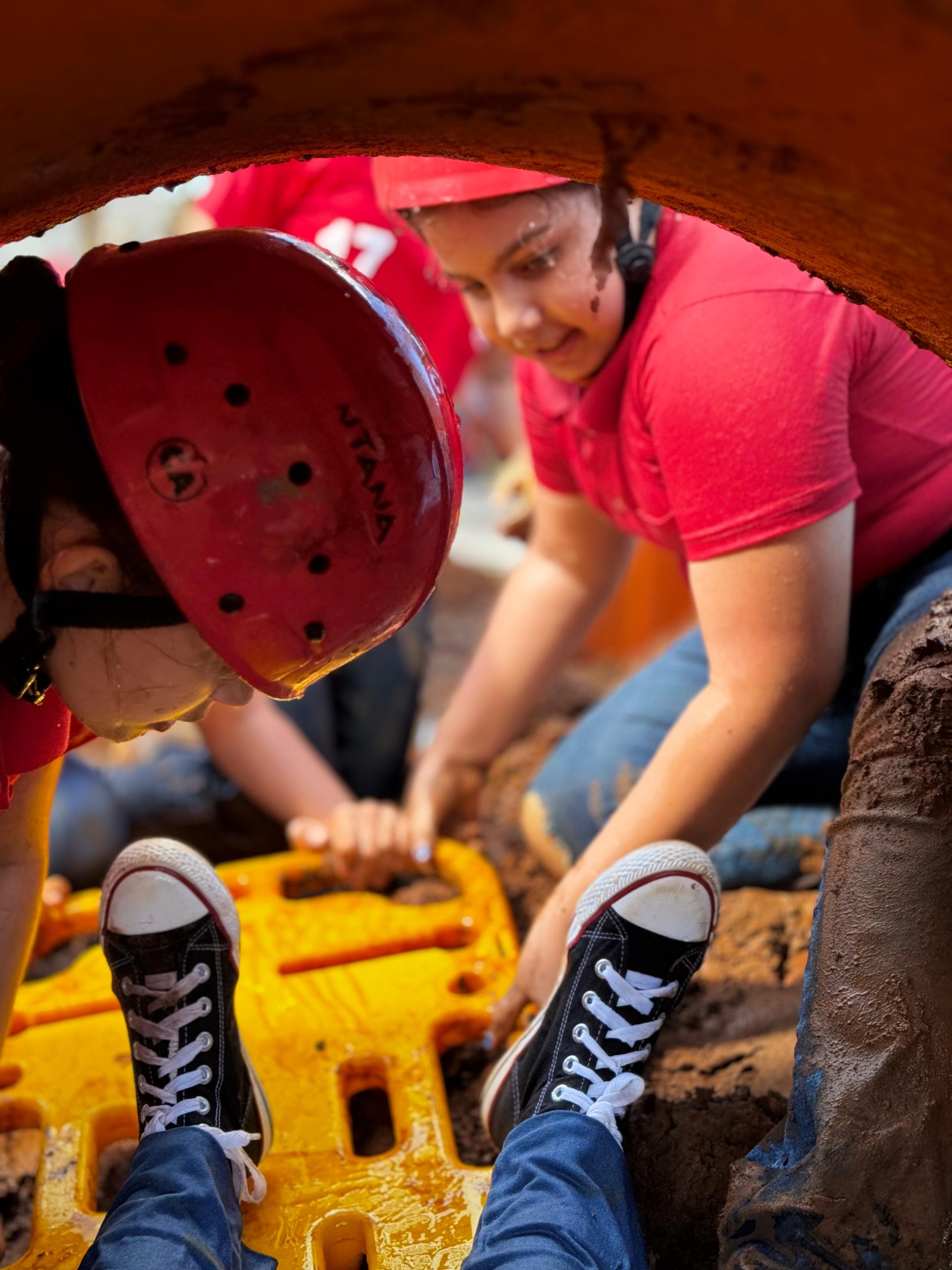 WhatsApp-Image-2025-05-11-at-11.09.29-scaled Cinquenta crianças de Tapurah participam de atividades educativas em Lucas do Rio Verde pelo projeto Bombeiros do Futuro
