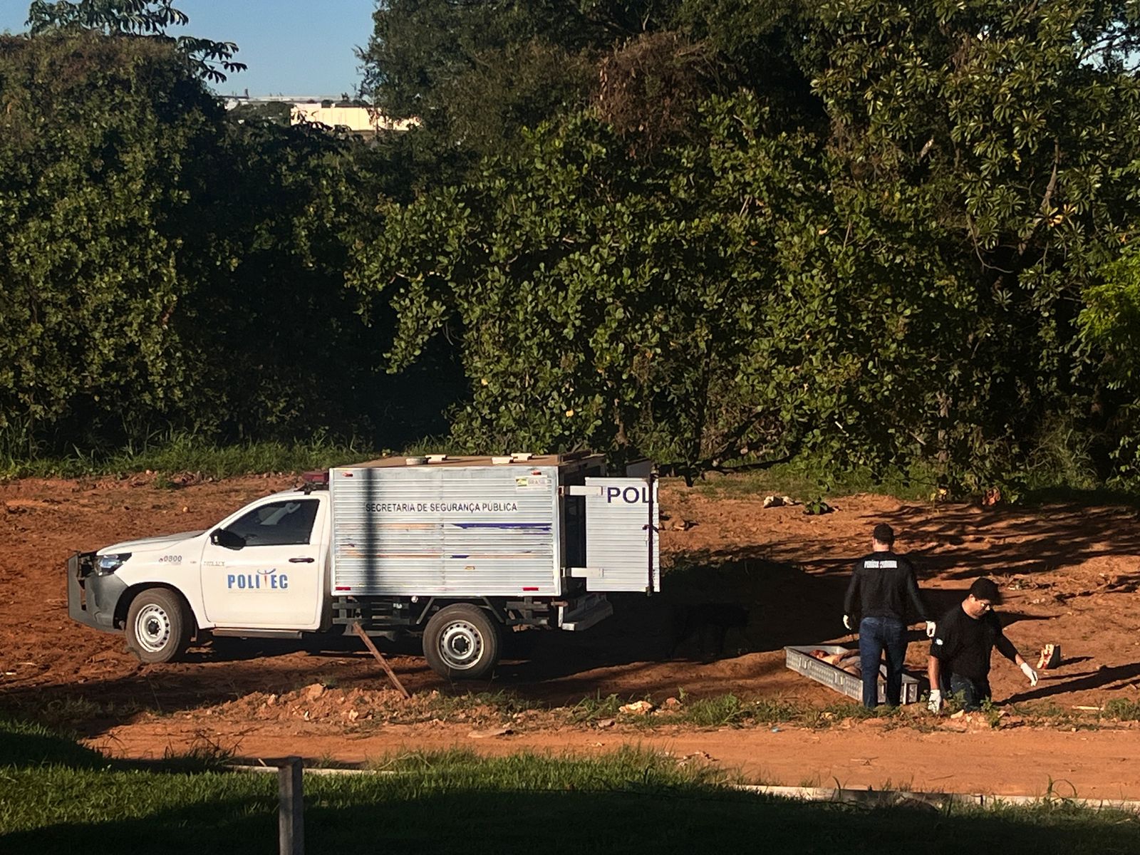 WhatsApp-Image-2025-05-18-at-09.28.34 Jovem de 21 anos é assassinado a pedradas em área de mata entre o Jardim Amazônia e Rota do Sol