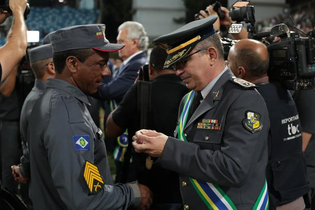 0509-Formatura-Promocao-Aniversario-PMMT-2025-190-ANOS-2 Polícia Militar oficializa promoção de 983 militares em celebração aos 190 anos de história da instituição
