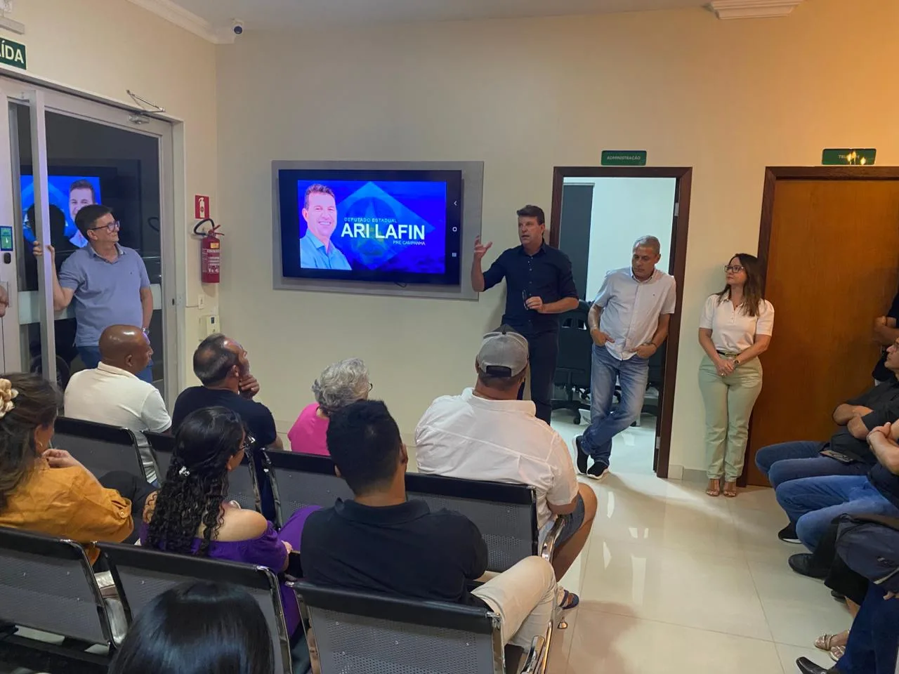 WhatsApp-Image-2025-10-02-at-15.41.52-4 Ari Lafin se reúne com apoiadores e avança pré-campanha a deputado estadual