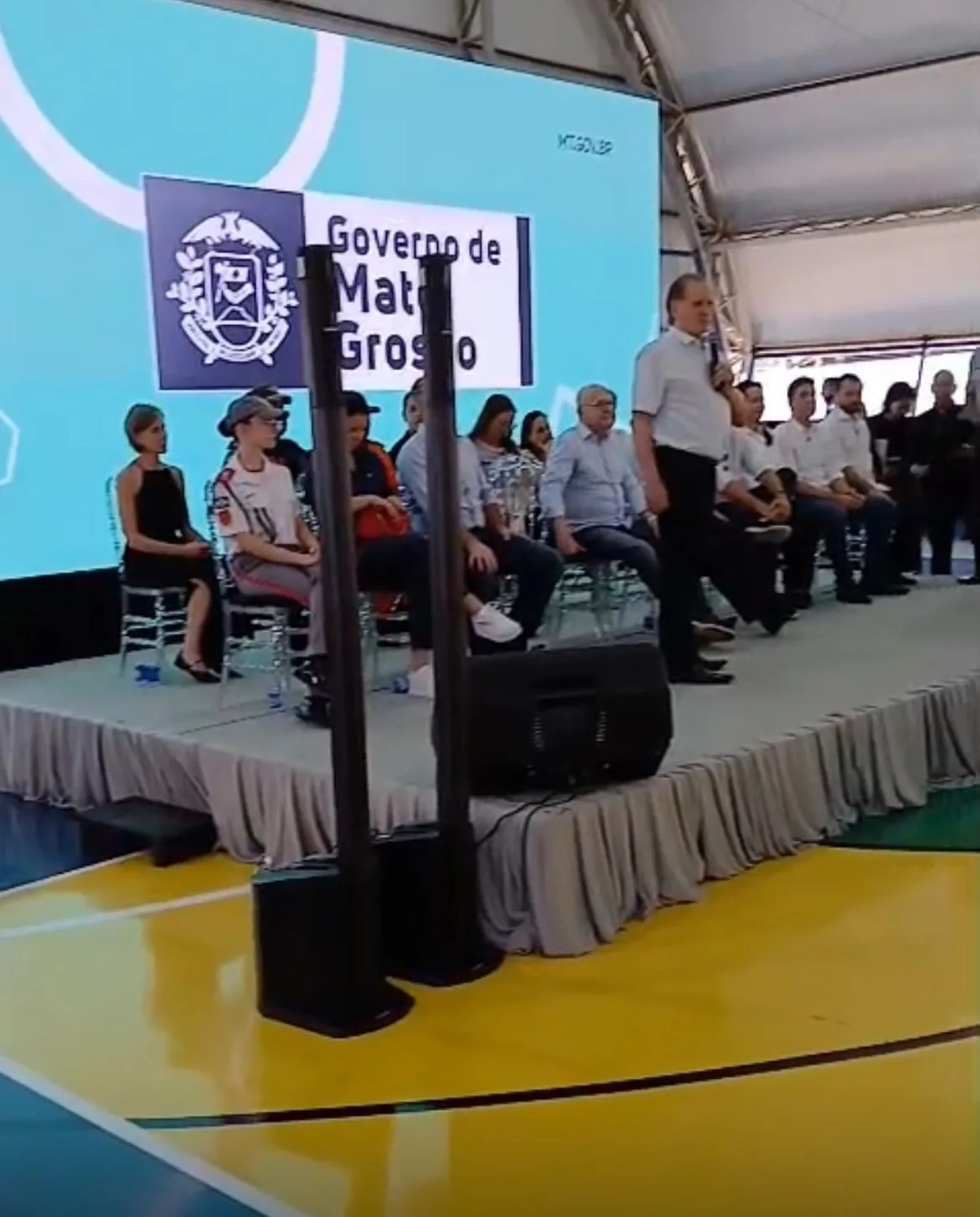 WhatsApp-Image-2025-10-06-at-11.19.43 "Mato Grosso é exemplo de um Brasil que dá certo", diz Mauro Mendes ao entregar duas escolas em Sorriso