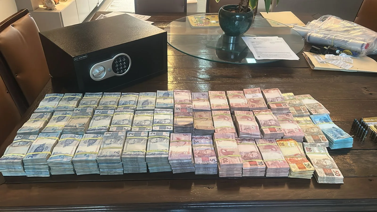 WhatsApp-Image-2025-10-22-at-08.30.09 Polícia Civil de Sorriso desarticula grupo criminoso responsável por furtos de cabos de cobre em propriedades rurais em MT