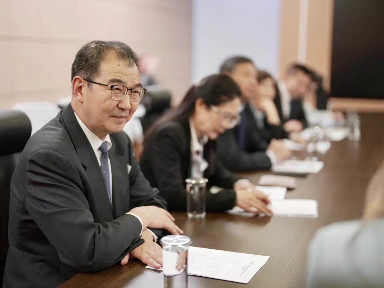 WhatsApp-Image-2025-10-28-at-12.22.53 APROFIR participa de reunião no MAPA com delegação da China para fortalecer cooperação em ciência agrícola e inovação