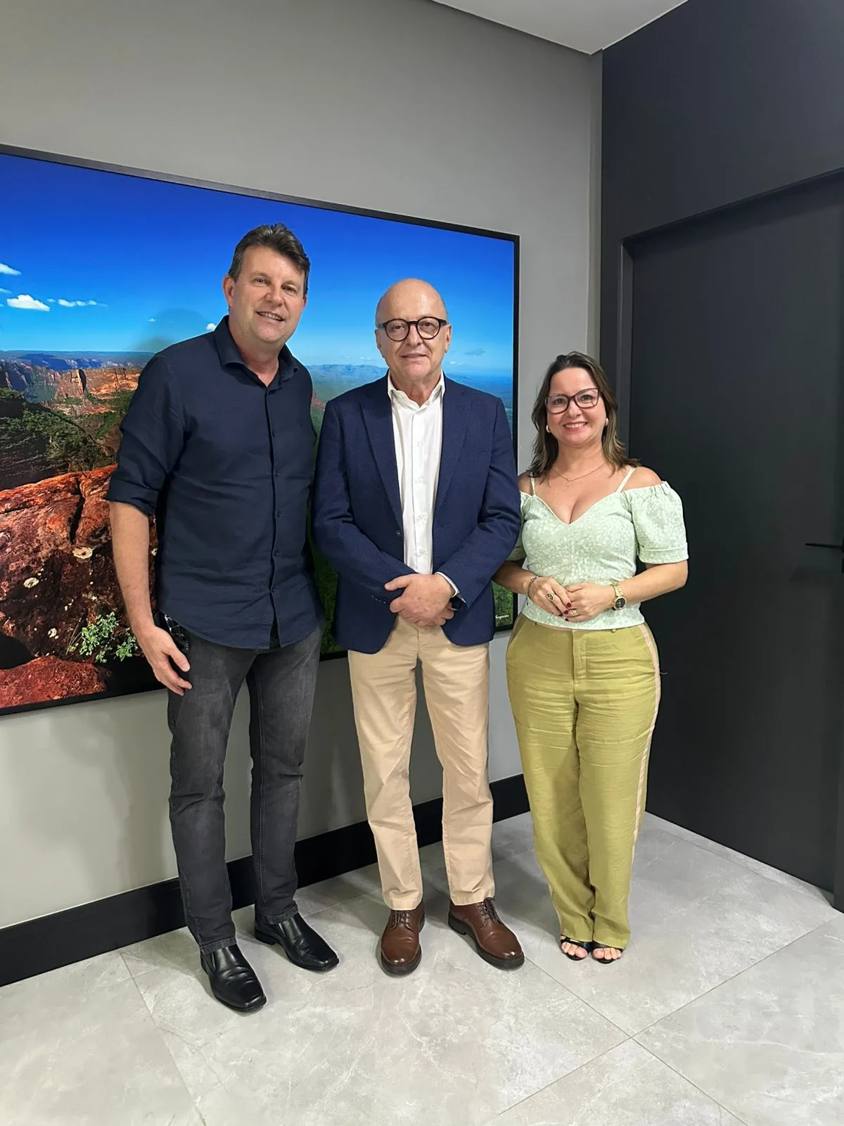 WhatsApp-Image-2025-11-10-at-19.03.04-1 Ari Lafin confirma filiação ao Republicanos