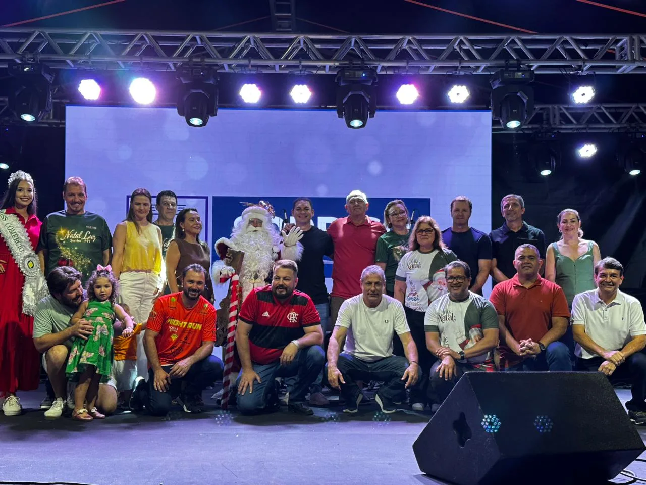 WhatsApp-Image-2025-12-01-at-09.56.52 Sorriso dá início ao Natal Luz 2025 com celebração na Praça das Fontes