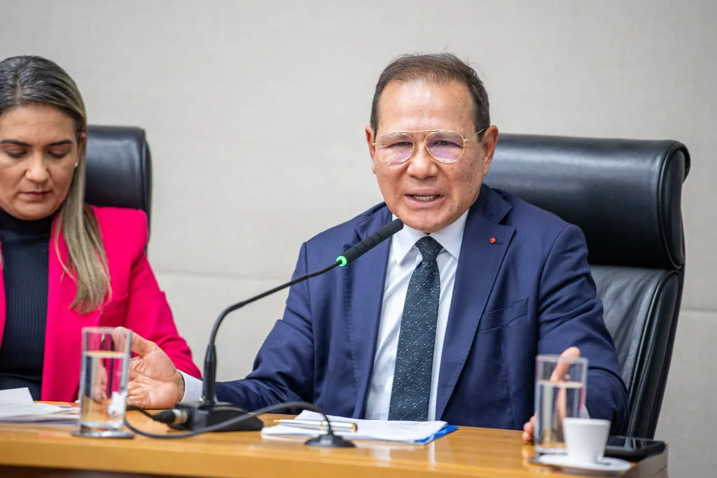 1764112289692637a1a1558_1764112289_3x2_lg Presidente do BRB diz que banco não vai quebrar e negocia empréstimo do FGC para cobrir rombo do Master