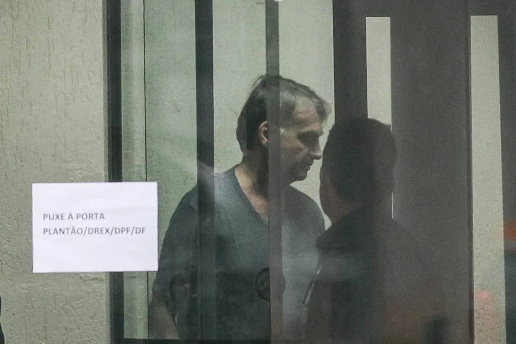 1764192981692772d548ff5_1764192981_3x2_lg Rotina de Bolsonaro na Papudinha tem caminhada, médico todo dia e nenhum livro lido, aponta relatório