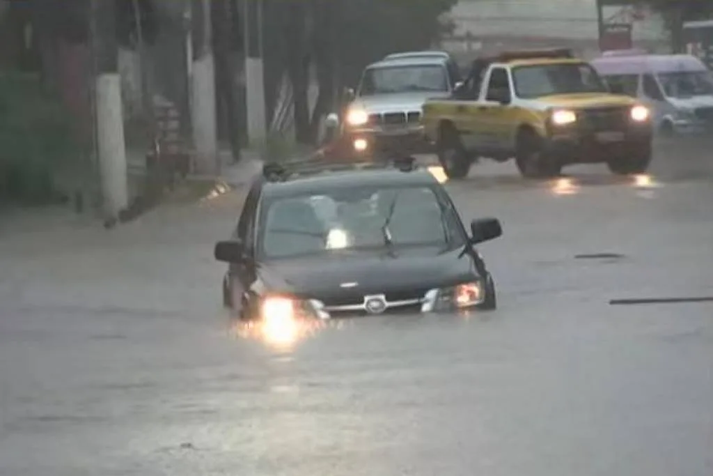 176842864269681462cd936_1768428642_3x2_lg-1 Bombeiros localizam corpo de homem que estava em carro arrastado pelas águas da chuva