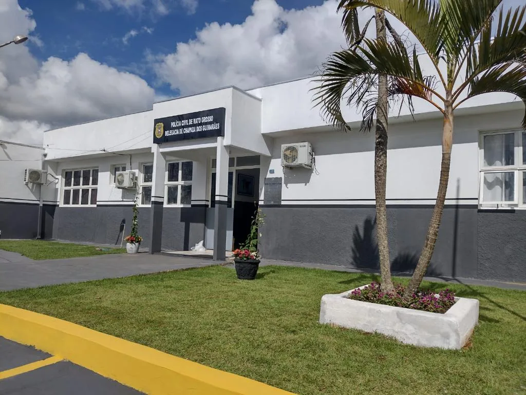 DP-CHAPADA-1-1 Polícia Civil prende homem que agrediu companheira durante confraternização em Chapada dos Guimarães