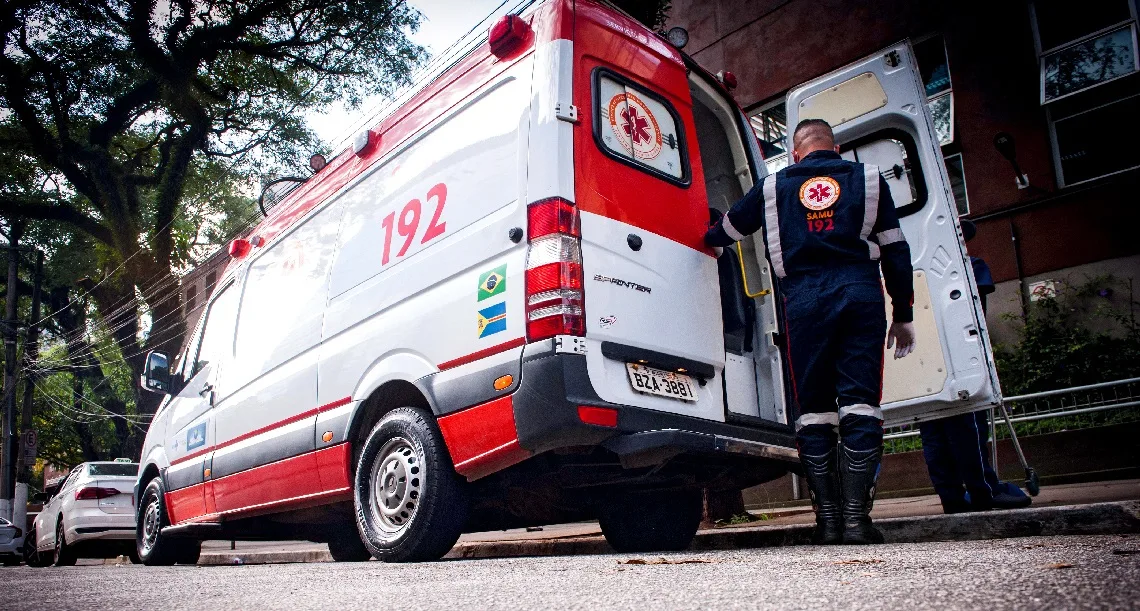 RPF-samu-ambulancia_2023-03-1140-1 SAMU constata óbito de homem após mal súbito às margens de rio; Polícia Militar é acionada