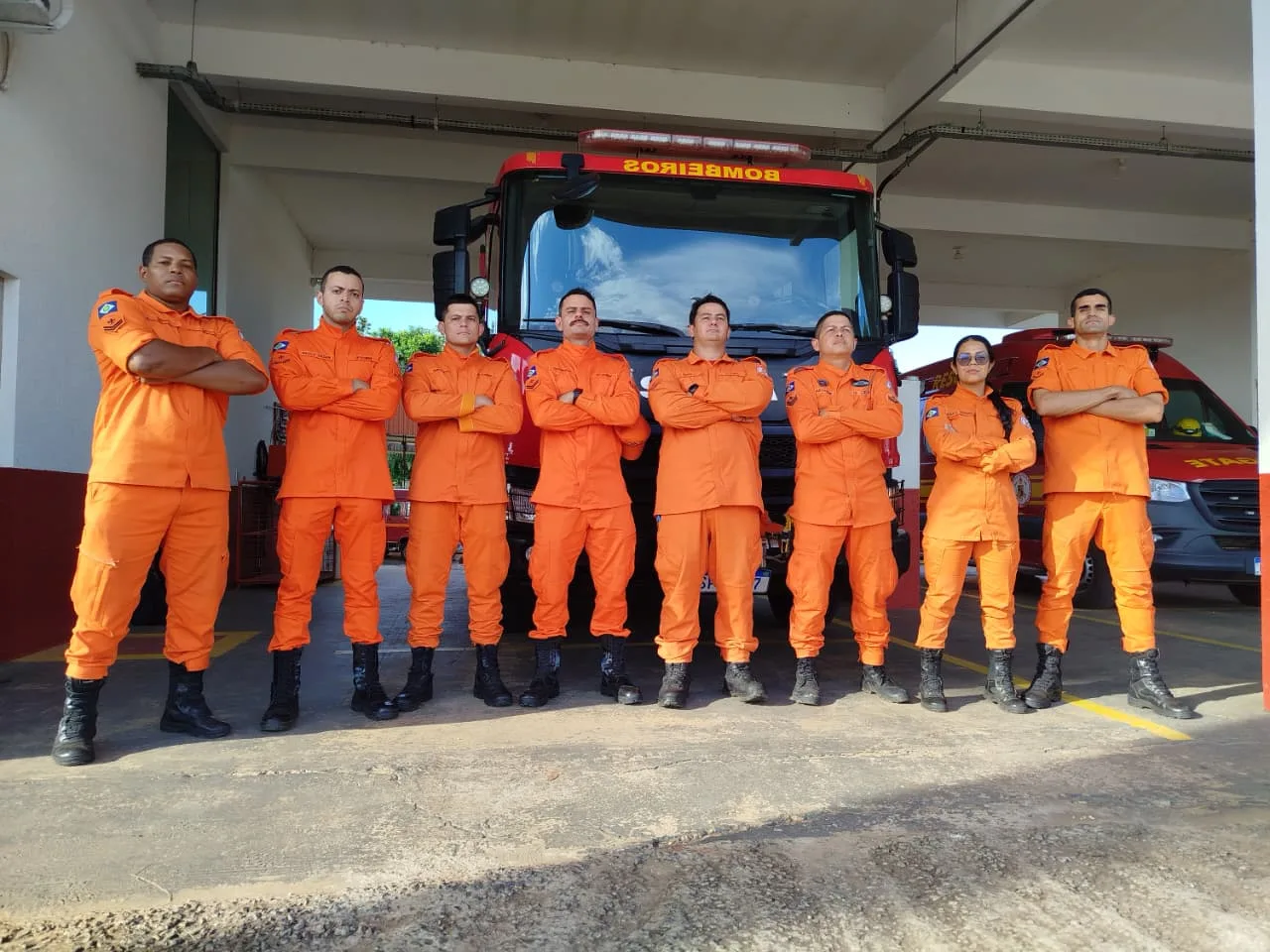 WhatsApp-Image-2026-01-16-at-16.58.18-1 Corpo de Bombeiros de Lucas do Rio Verde realiza treinamento técnico com condutores operacionais