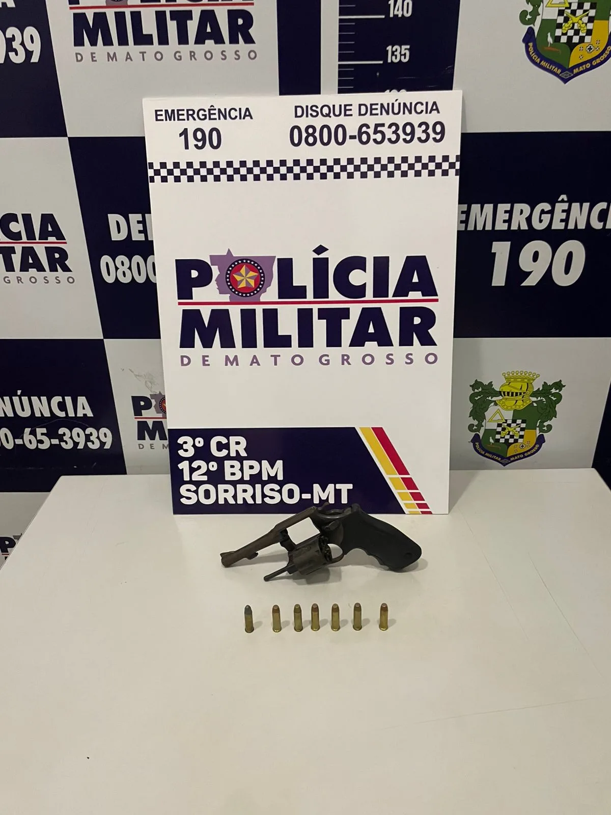 WhatsApp-Image-2026-01-24-at-00.34.36 Suspeito tenta se esconder em bar, mas é preso com revólver calibre 38 em Sorriso  Jornal diário