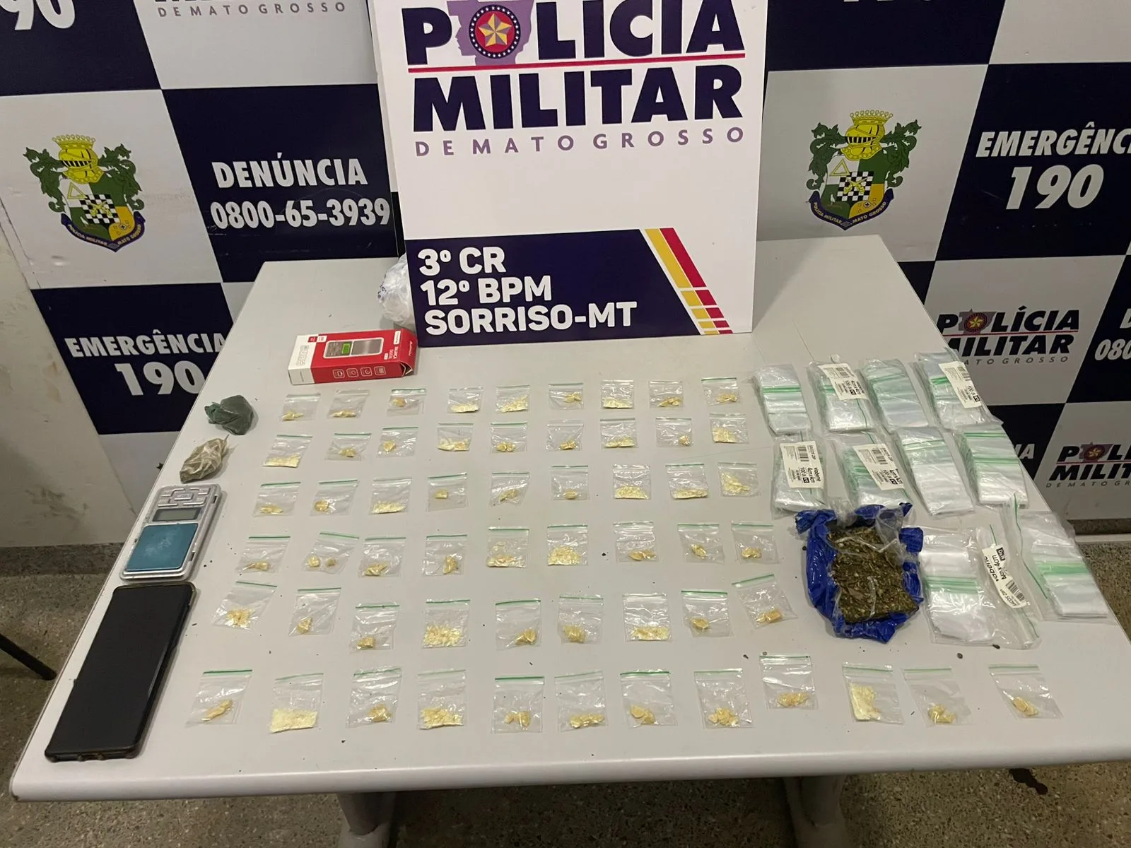 WhatsApp-Image-2026-01-27-at-10.56.34-1 Polícia Militar prende três pessoas e apreende entorpecentes em Sorriso