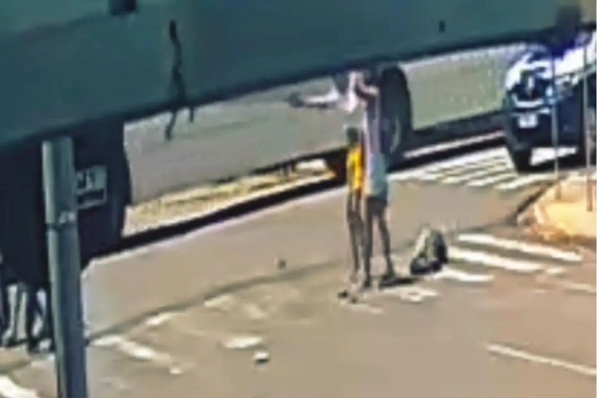 travesti.jpg Mulher trans baleada por PM morre no dia do aniversário