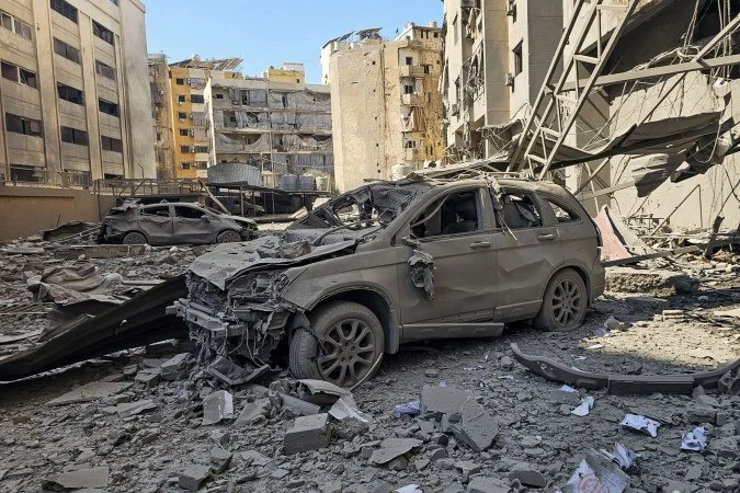 1_afp-20260303-99pv6t3-v2-highres-lebanonisraelusiranwar-64875327 4º dia de conflito tem ação terrestre no Líbano e ataques entre Israel e Irã