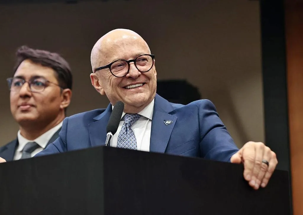 WhatsApp-Image-2026-03-31-at-16.42.55-1 Otaviano Pivetta assume o Governo de Mato Grosso após saída de Mauro Mendes