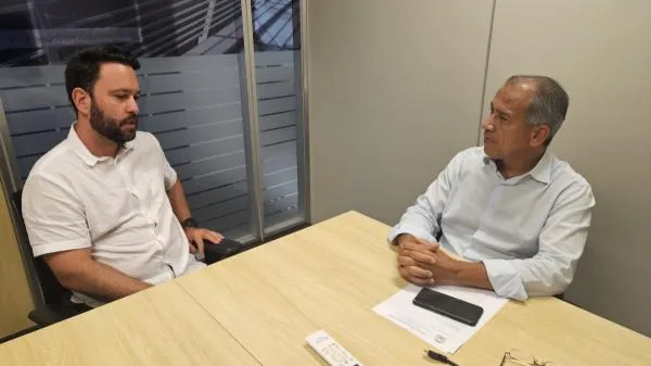 thumb__600_0_0_0_auto-7 Vereador Wanderley Paulo cobra celeridade em viaduto da Havan durante reunião na Nova Rota do Oeste