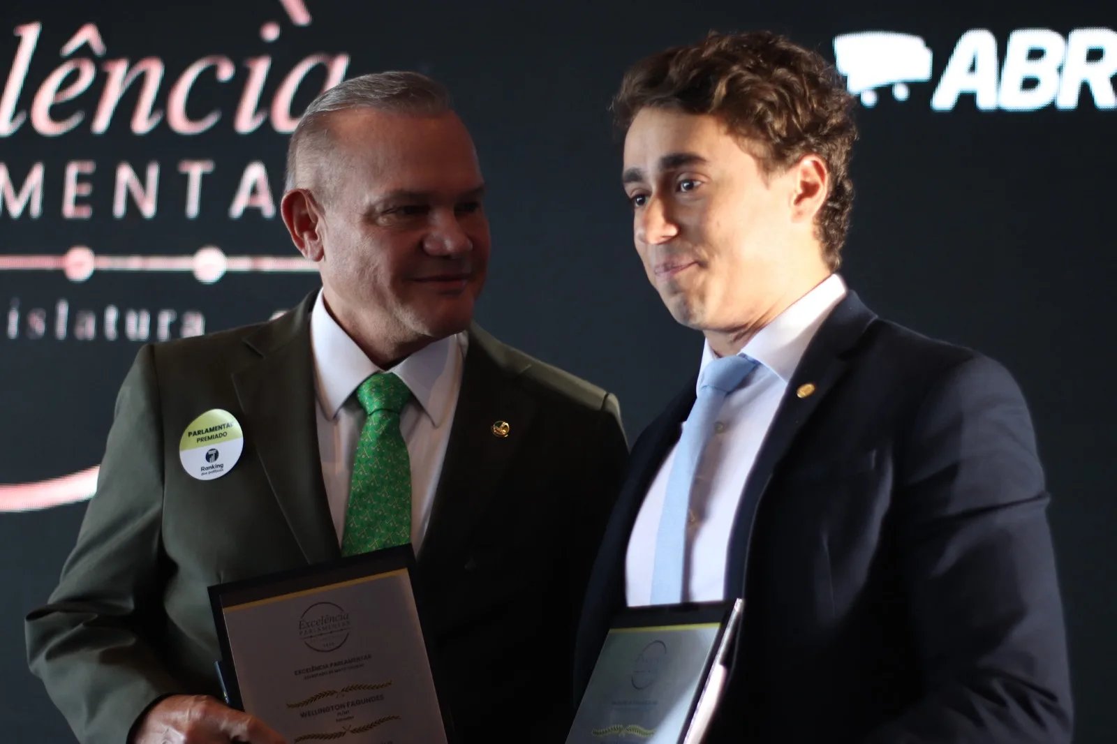 WhatsApp-Image-2026-05-27-at-12.59.07 Ranking dos Políticos elege Wellington como melhor representante de Mato Grosso no Congresso Nacional