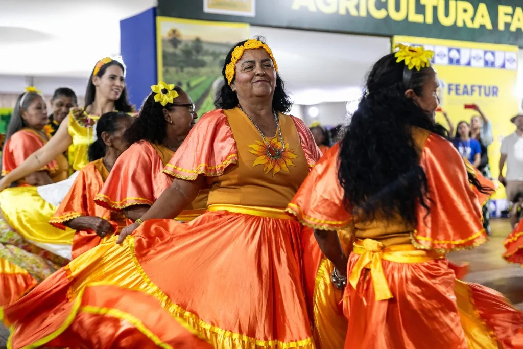 40c7855a7868589b470e8ebedcb8934a Apresentação de siriri na FIT Pantanal destaca trabalho desenvolvido com idosos em Cuiabá