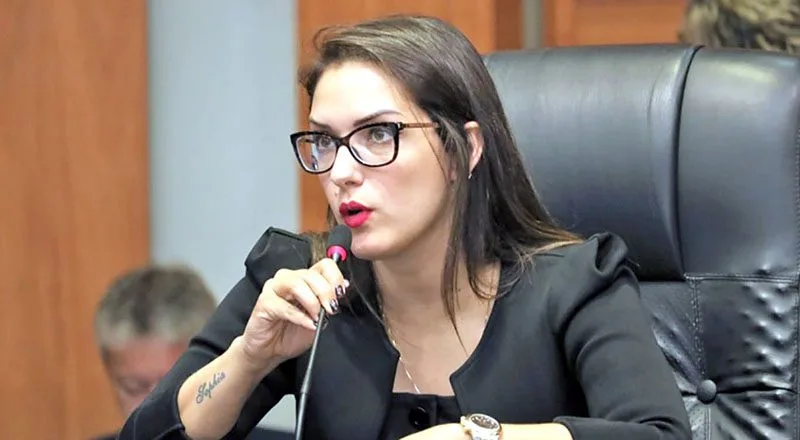 Janaina-Riva Janaina Riva questiona restrição ao uso de biomassa e cobra esclarecimentos sobre impactos econômicos em MT
