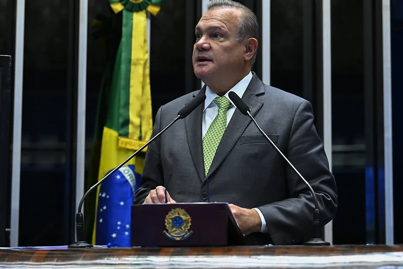 WhatsApp-Image-2026-07-08-at-18.12.19 APÓS DEFESA EM PLENÁRIO, WELLINGTON CELEBRA APROVAÇÃO DE PROJETO QUE FORTALECE A PROTEÇÃO ÀS MULHERES