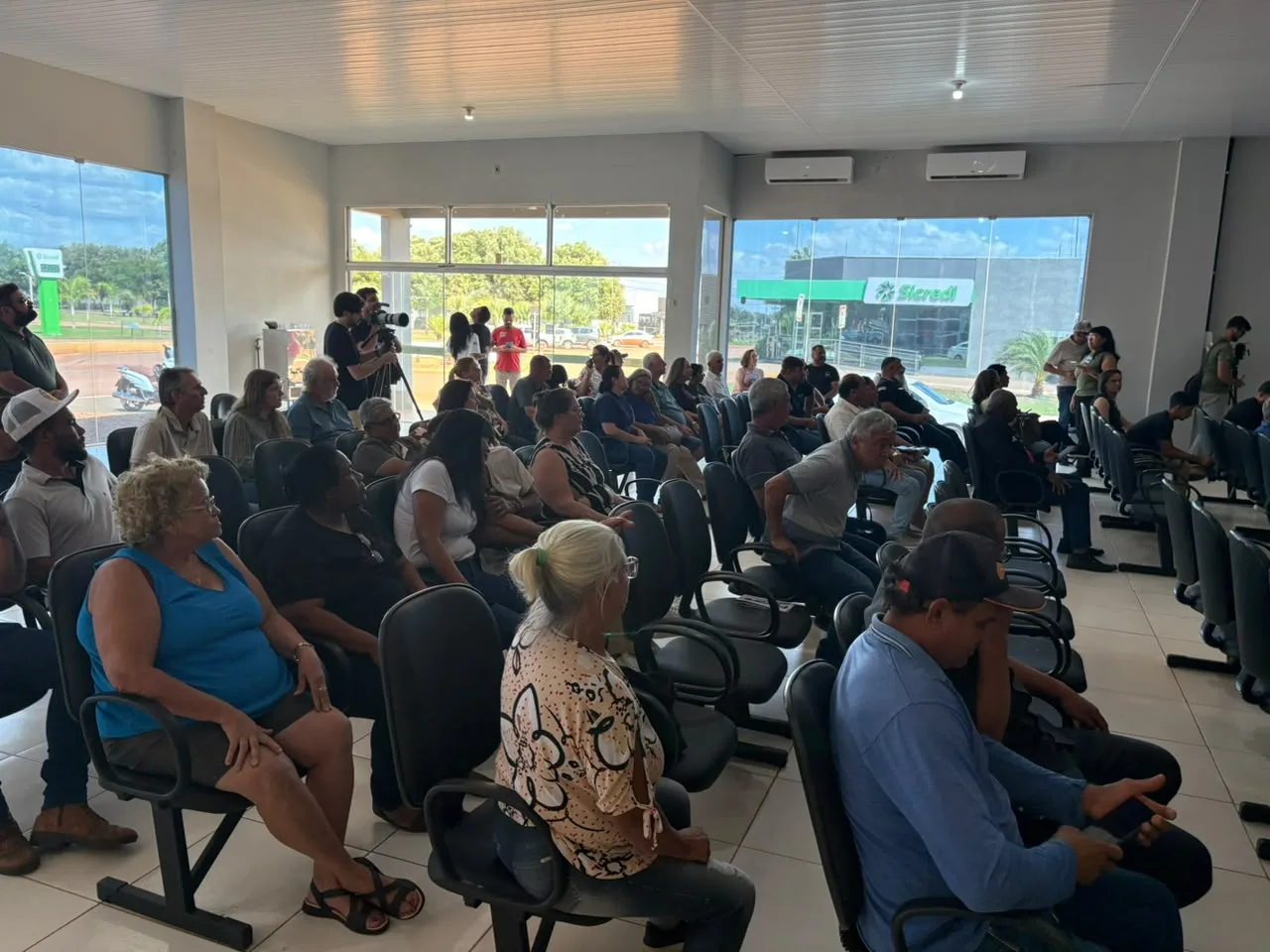 WhatsApp-Image-2026-07-17-at-20.45.06-2 Carlos Fávaro visita Boa Esperança do Norte, firma compromisso com o município e convida vereadores para reunião em Brasília