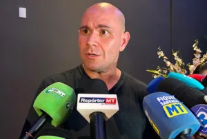 03e6b0c31c1e22701cf5946aa35d301d-reportermt-com-1-1-300x202 Abilio: Não existe o apoio de Bolsonaro, Michelle ou Flávio para a Janaina Riva