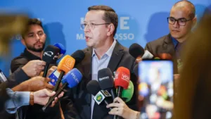 ARTE-48-300x169 Tarifaço deve atingir apenas 6% das exportações de MT, diz presidente da FIEMT; setor madeireiro fica fora da sobretaxa