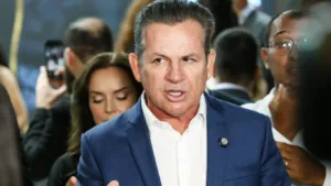 ARTE-52-300x169 Mauro Mendes é alvo da PF em investigação sobre suposto desvio de R$ 308 milhões em acordo com empresa telefônica