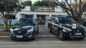 c07631b4-7ae0-4f02-b1a7-712d505b74e1-300x169 Polícia Civil prende homem que aplicava golpes do falso Pix em comércios de Jaciara