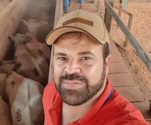 f2b5ae93c1a13aa0be876ece57b9d648-reportermt-com-1-300x250 Empresário de 41 anos passa mal durante passeio de Dia dos Pais e morre