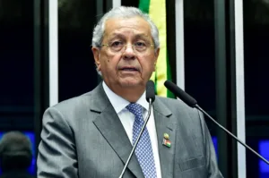 imagem_materia-1-300x199 Jayme Campos declara apoio a Fagundes e afirma que não ficará “de joelhos” em disputa política