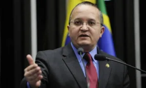 images-15-300x181 Pedro Taques: "Eu não vou desistir enquanto esse dinheiro não voltar para o povo de Mato Grosso"