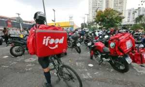 pint8161-300x179 Anvisa libera venda de medicamentos por plataformas como iFood e Rapp