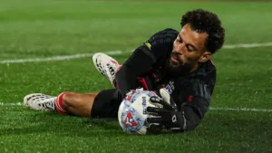 vozinha-colo-colo-copa-chile-e1787826619952-300x169 Vozinha comemora estreia com vitória pelo Colo-Colo: "Maior do país"