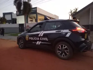 679e54d1-ec4f-4d2f-bcb5-8e59e9ac2260-300x225 Polícia Civil cumpre mandados contra facção criminosa investigada por tráfico, extorsão e lavagem de dinheiro