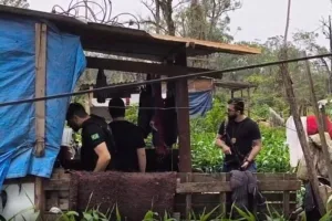 7fd4b4b6e7e94a704a60ce7c32592a65-300x200 Criança de 2 anos morre após agressão em Praia Grande